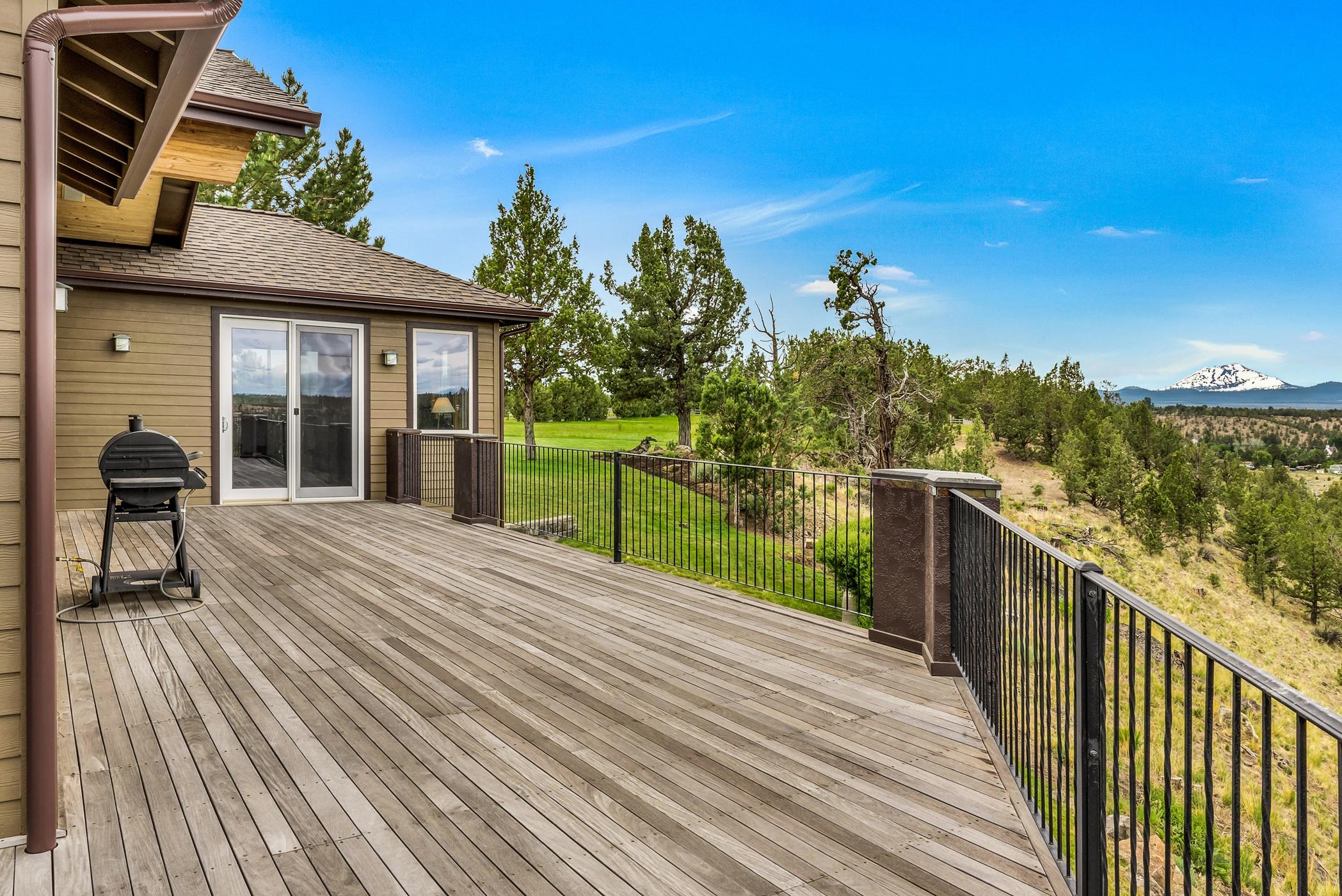 20130 Winston Loop Bend, OR 97703 - Photo 25 of 33 26