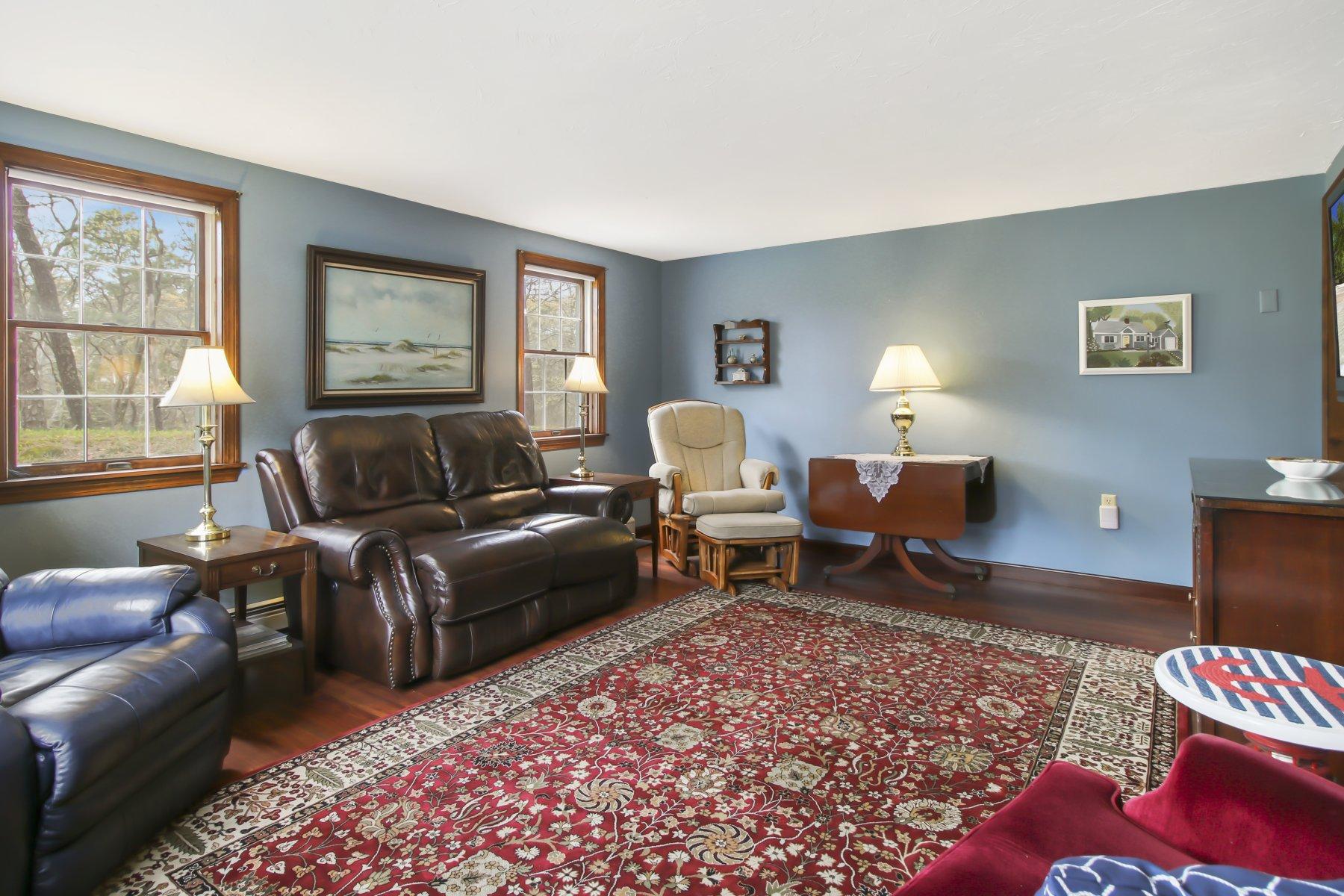 70 Kendrick Road Harwich, MA 02645 - Photo 5 of 29 IMG_1107
