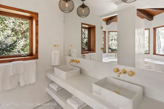 $11,500,000 | 9888 Castle Creek Road, Aspen, CO 81612