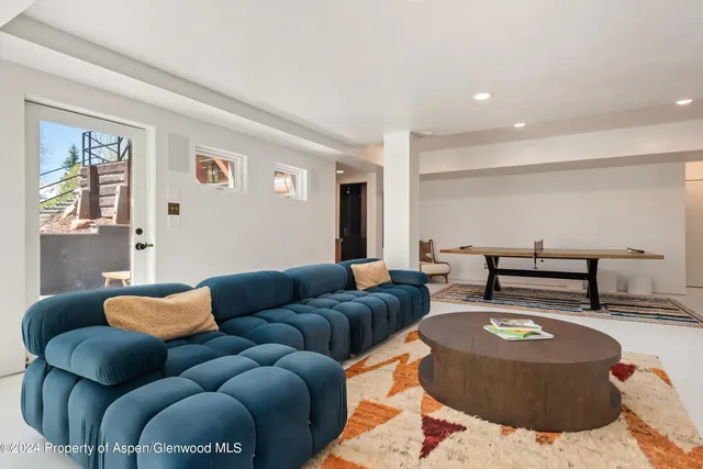 $11,500,000 | 9888 Castle Creek Road, Aspen, CO 81612