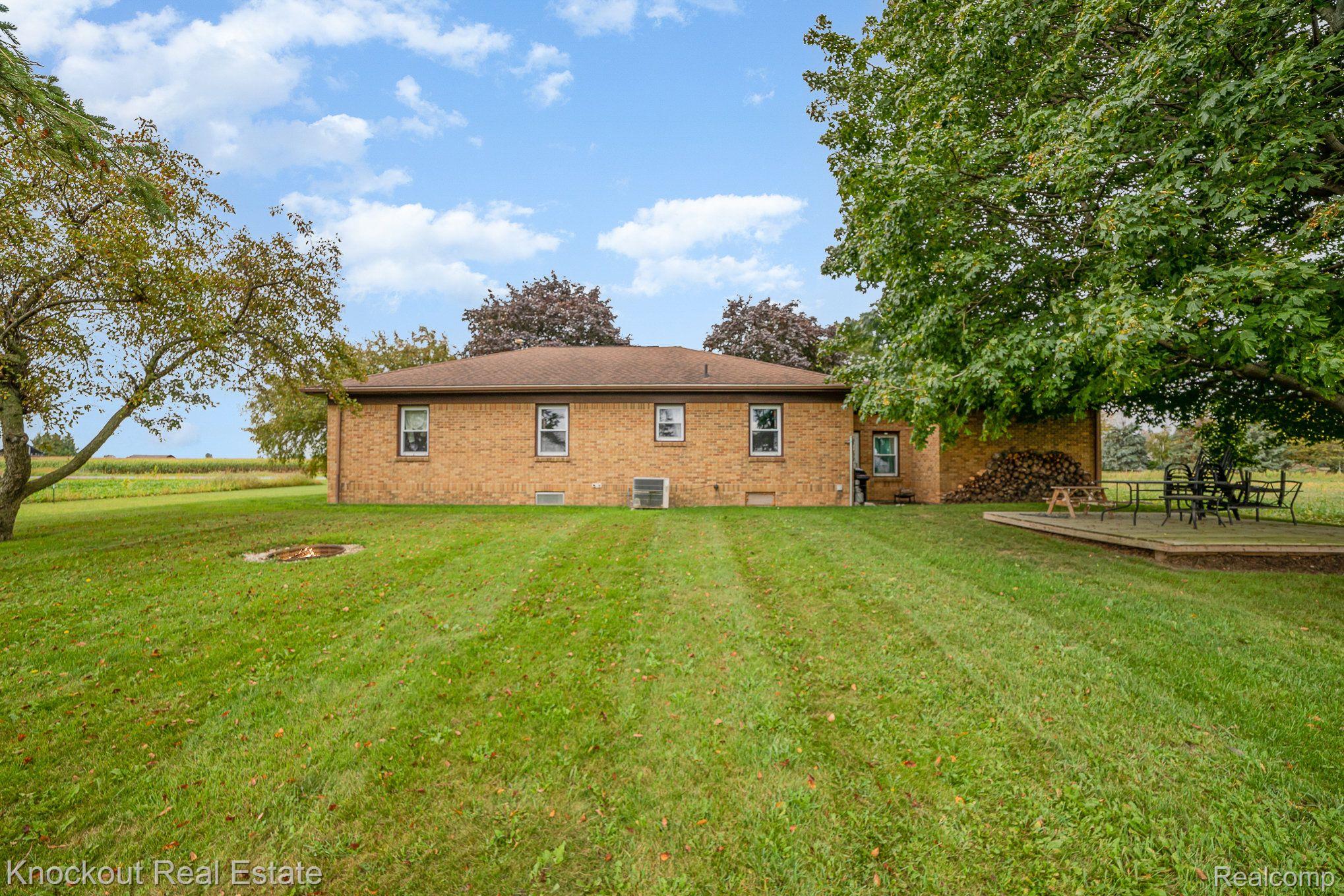 7481 Janes Road Saginaw, MI 48601 - Photo 4 of 33 Gallery Image 4