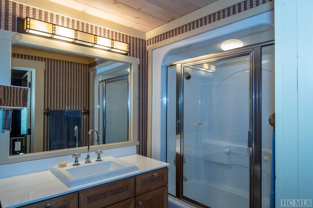 315 Worley Road Highlands, NC 28741 - Photo 37 of 44 Gallery Image 37