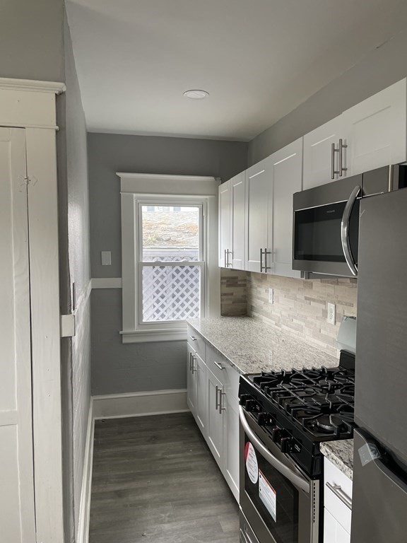 181 Marsden Street Springfield, MA 01109 - Photo 7 of 17