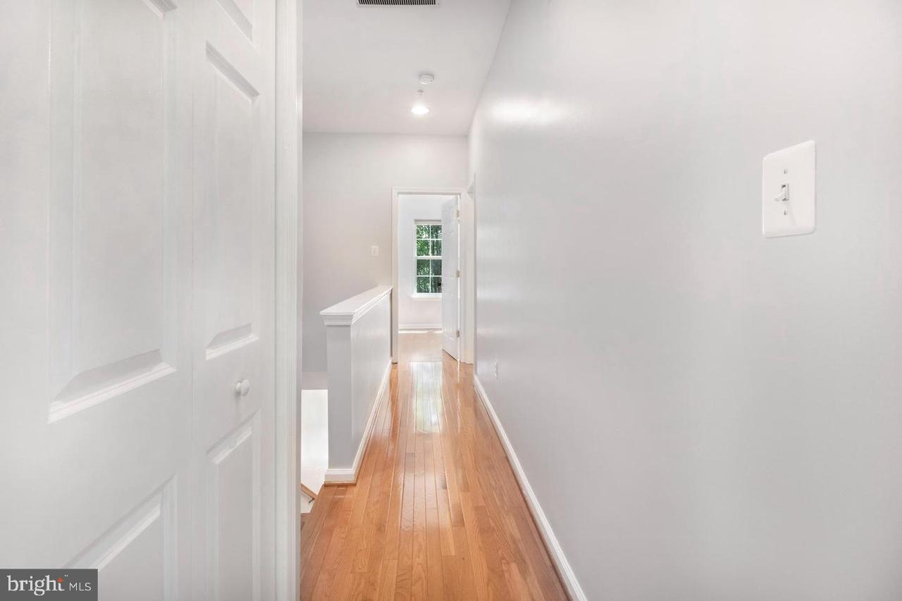 99 Danbury Street Southwest Washington, DC 20032 - Photo 11 of 17