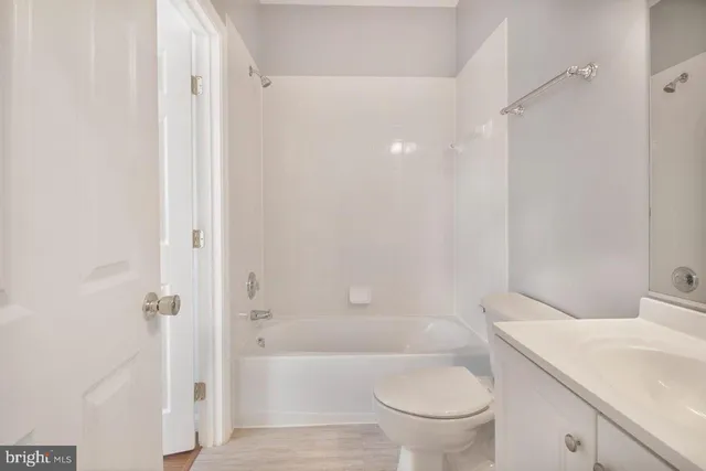 $2,600 | 99 Danbury Street Southwest, Washington, DC 20032