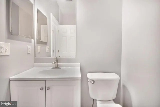 $2,600 | 99 Danbury Street Southwest, Washington, DC 20032