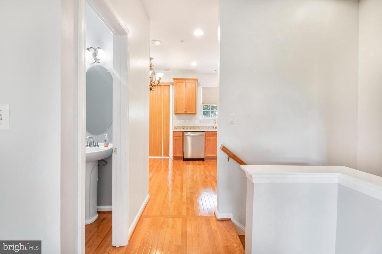 99 Danbury Street Southwest Washington, DC 20032 - Photo 4 of 17