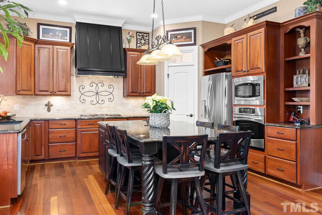 650 Cole Road Clayton, NC 27520 - Photo 8 of 28 Gallery Image 8