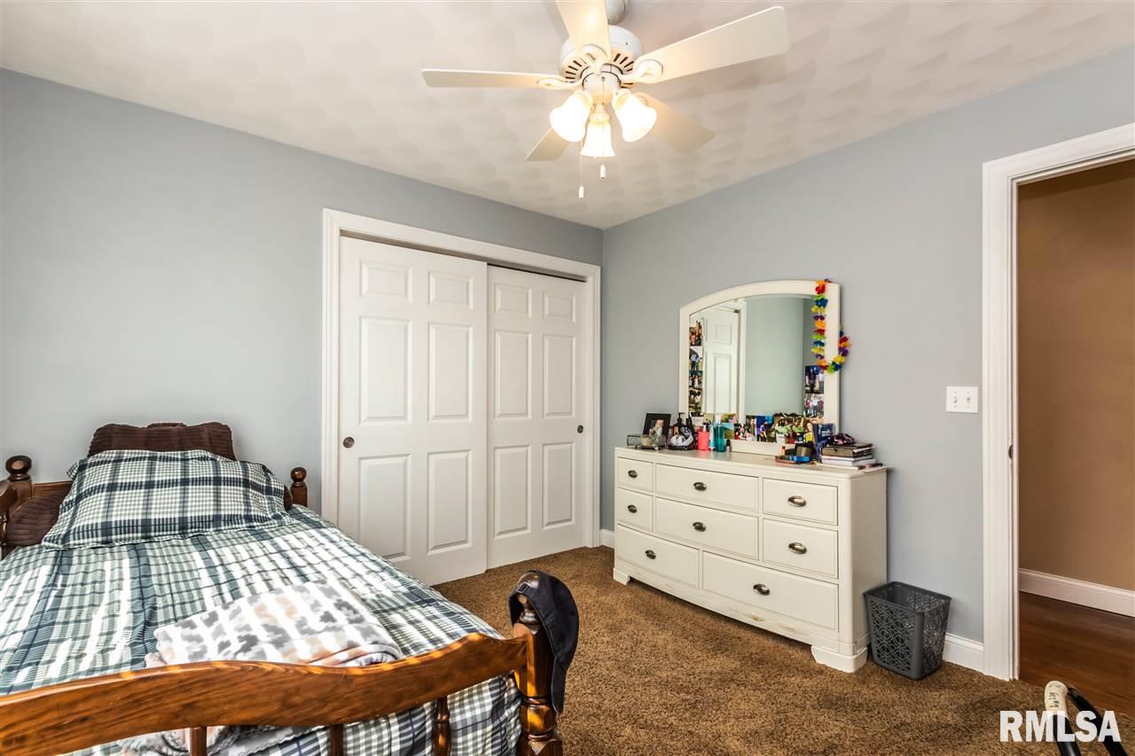 3800 Cole Hollow Road Pekin, IL 61554 - Photo 25 of 36 Gallery Image 25