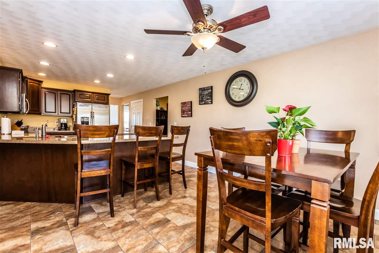 3800 Cole Hollow Road Pekin, IL 61554 - Photo 7 of 36 Gallery Image 7
