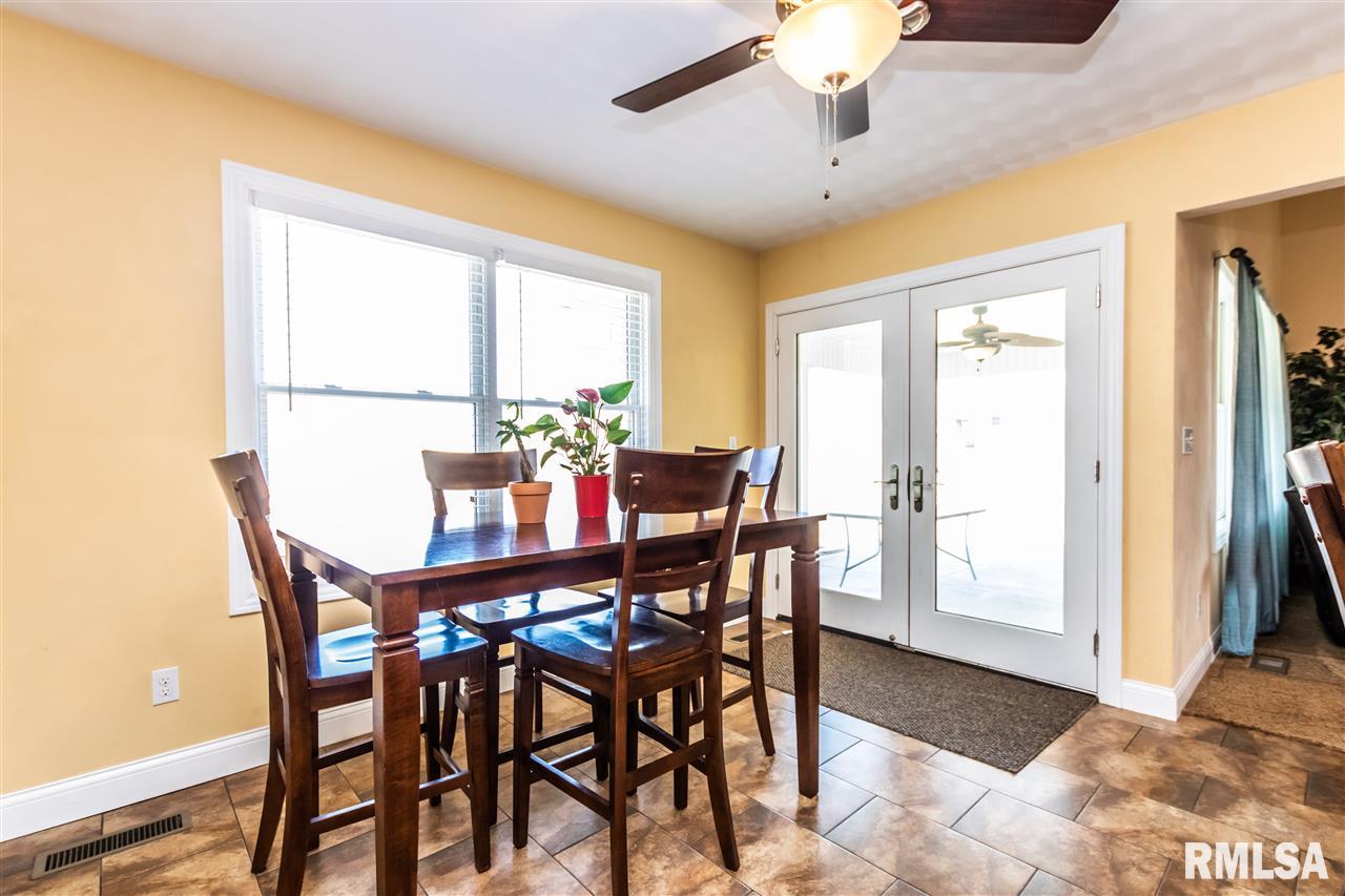 3800 Cole Hollow Road Pekin, IL 61554 - Photo 8 of 36 Gallery Image 8