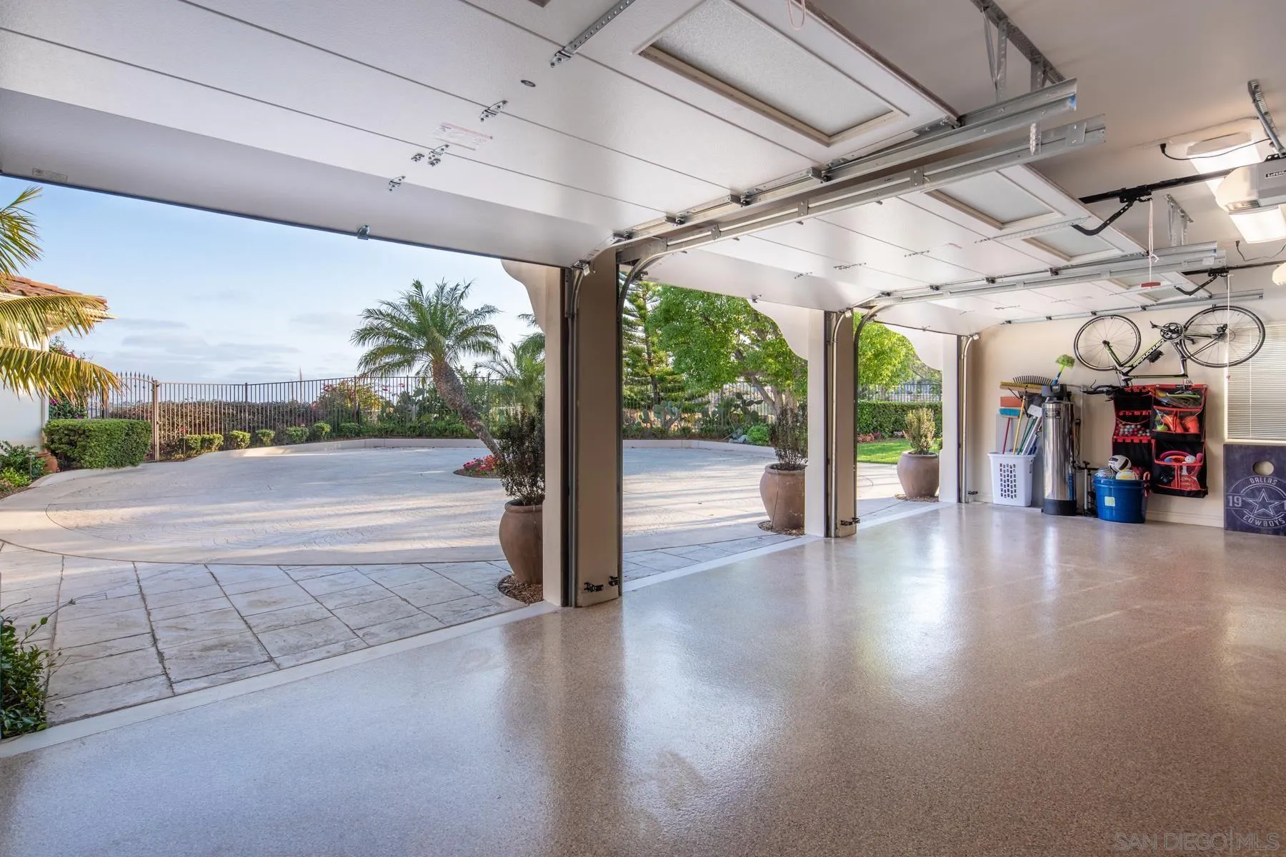 1375 Este Vista Court Encinitas, CA 92024 - Photo 23 of 31 a view of a porch