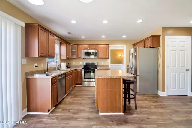 $2,250 | 614 Stagecoach Drive, Jacksonville, NC 28546