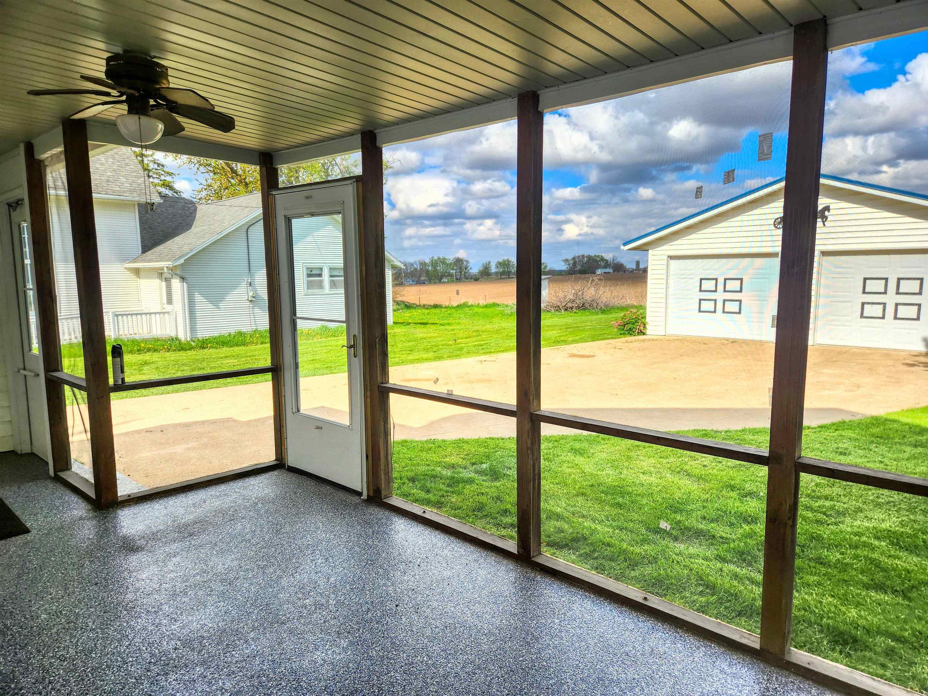 805 North Kent Road Kent, IL 61044 - Photo 14 of 32