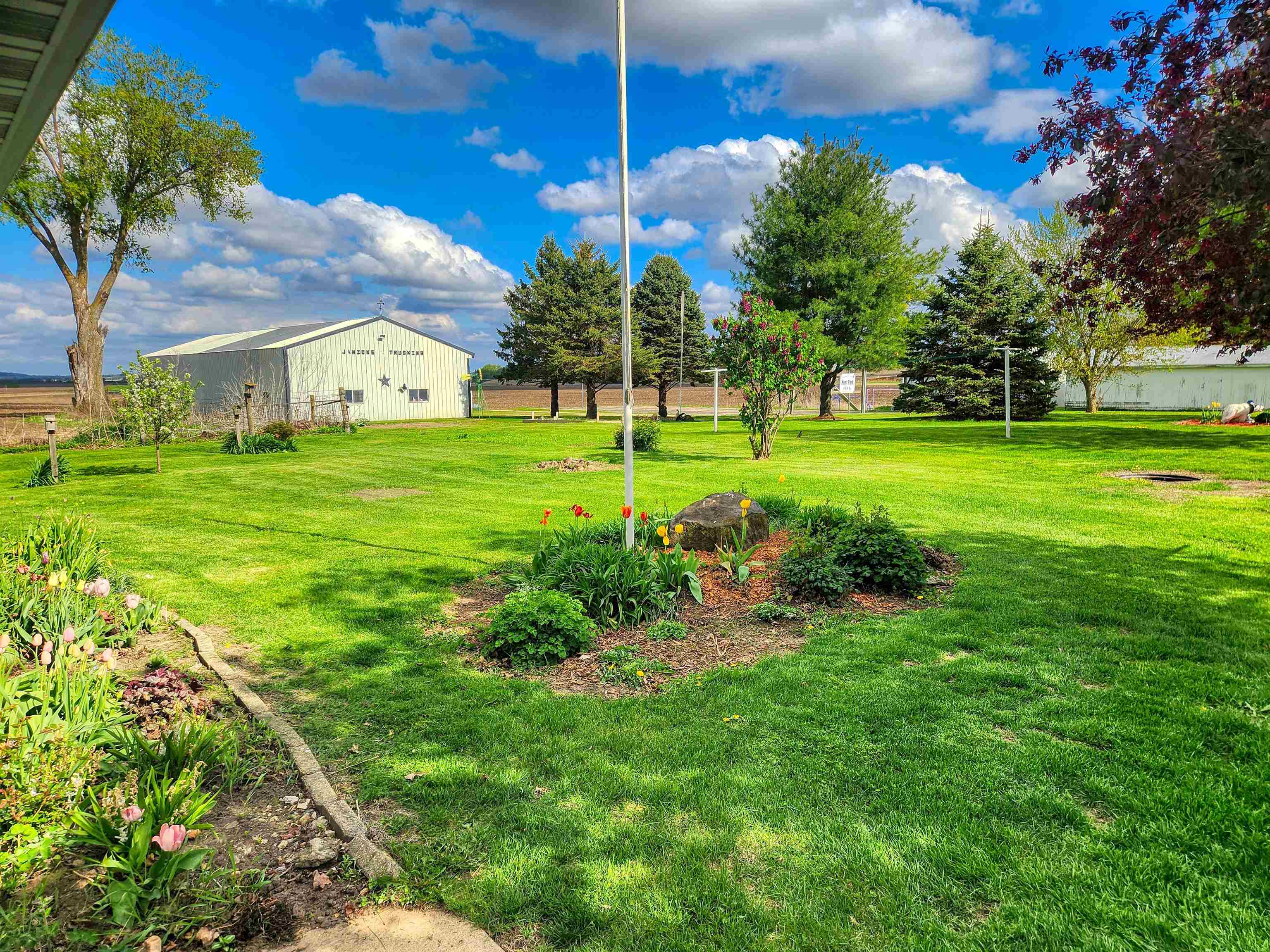 805 North Kent Road Kent, IL 61044 - Photo 31 of 32