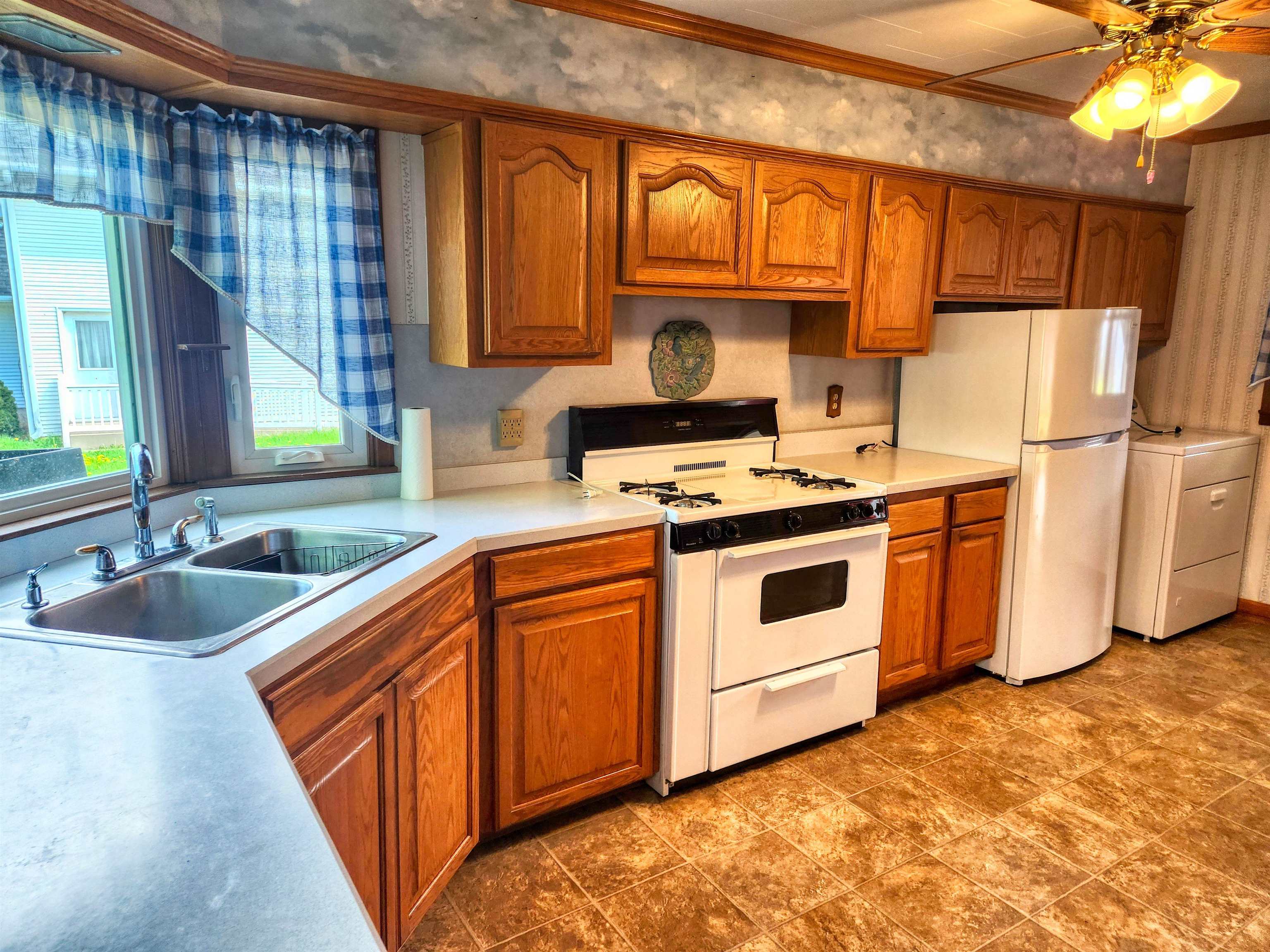 805 North Kent Road Kent, IL 61044 - Photo 7 of 32