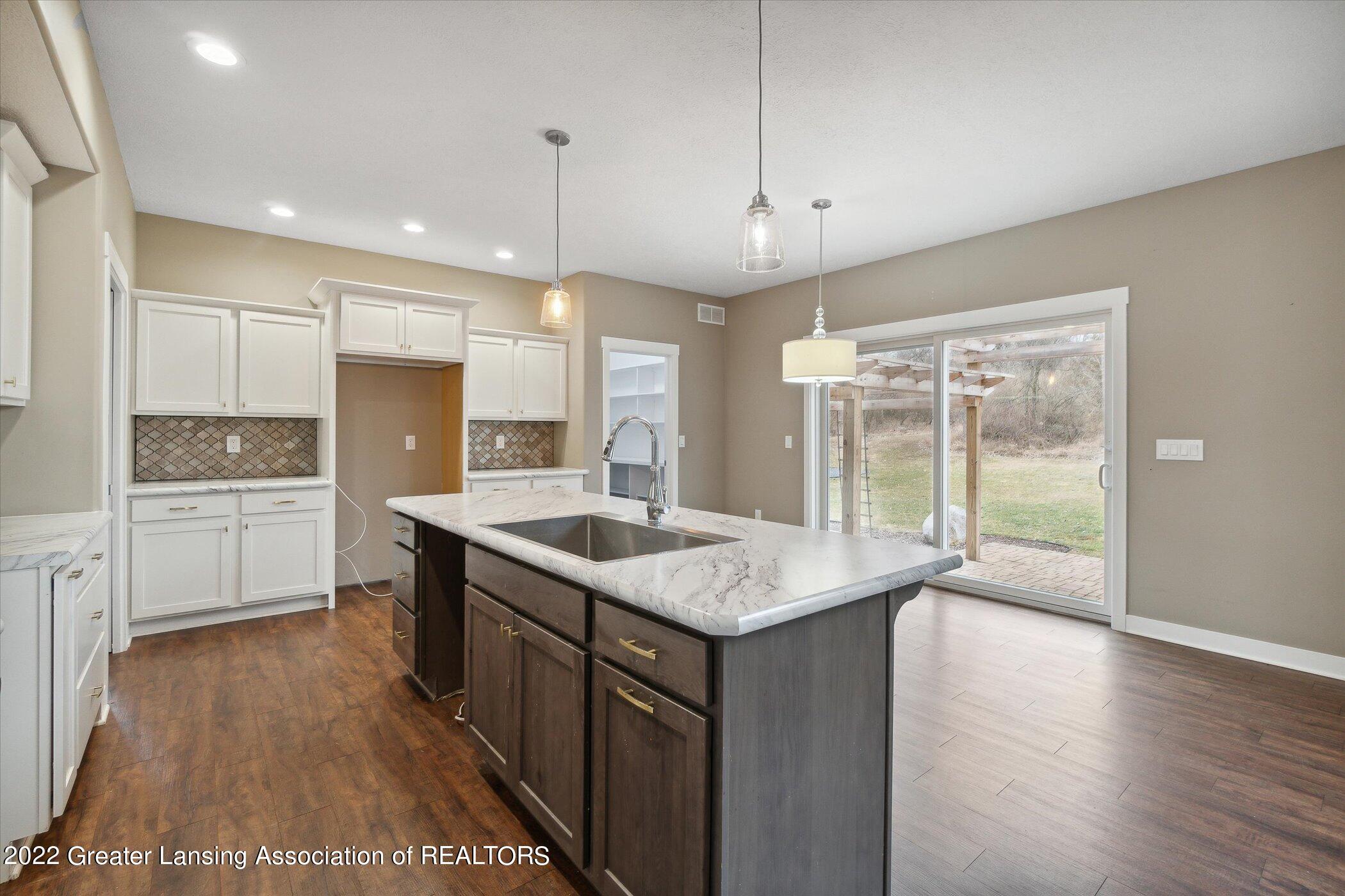 5179 North Canal Road Dimondale, MI 48821 - Photo 17 of 55 Kitchen