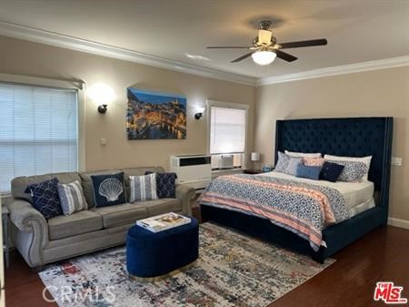 1025 Locust Avenue Long Beach, CA 90813 - Photo 9 of 64 a bedroom with a large bed and a couch