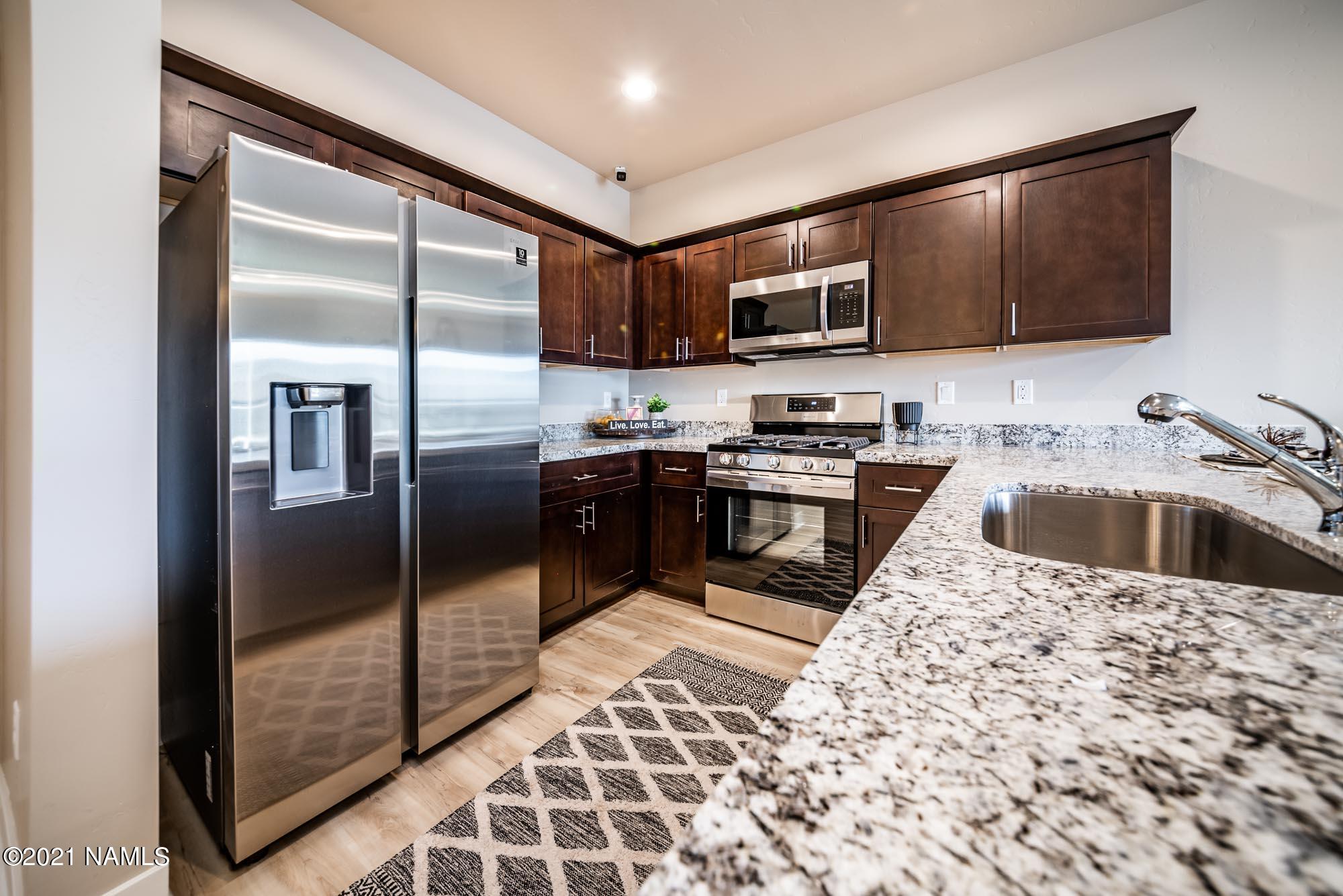 12209 Solid Rock Drive Bellemont, AZ 86015 - Photo 11 of 31 12189 Bliss Ave Interiors (5 of 20)