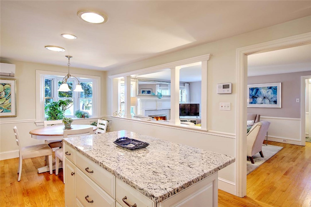 12 Harbour Terrace Cranston, RI 02905 - Photo 14 of 47