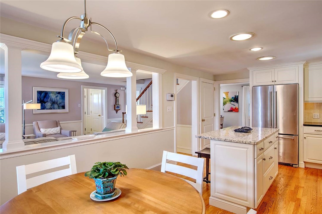 12 Harbour Terrace Cranston, RI 02905 - Photo 15 of 47