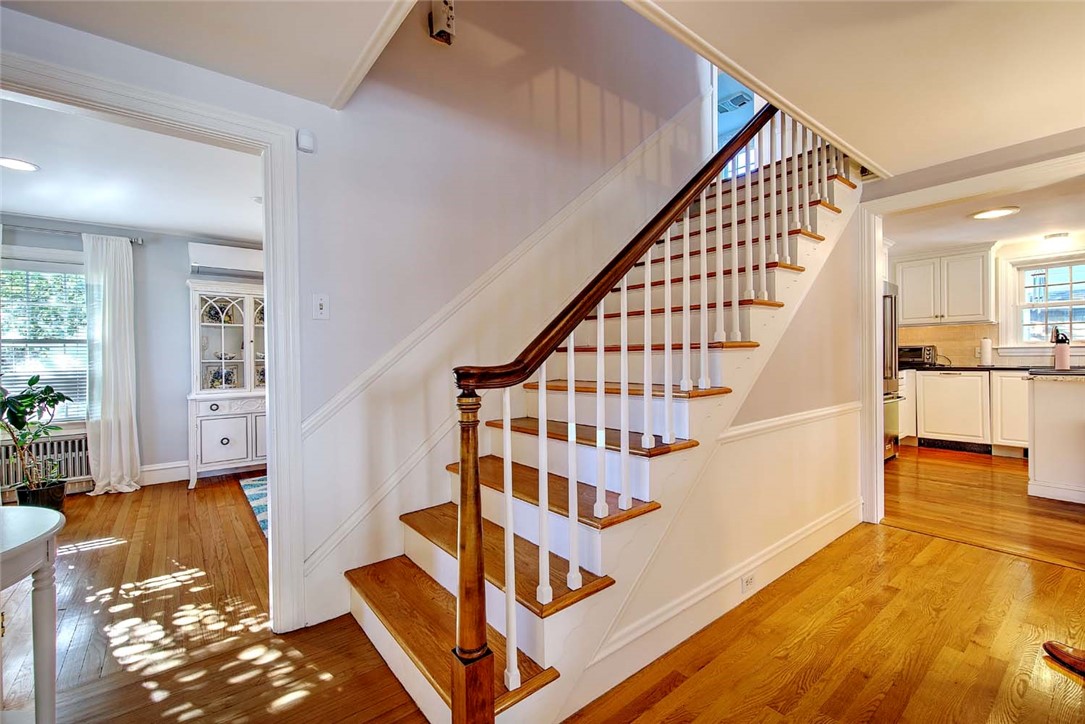 12 Harbour Terrace Cranston, RI 02905 - Photo 24 of 47