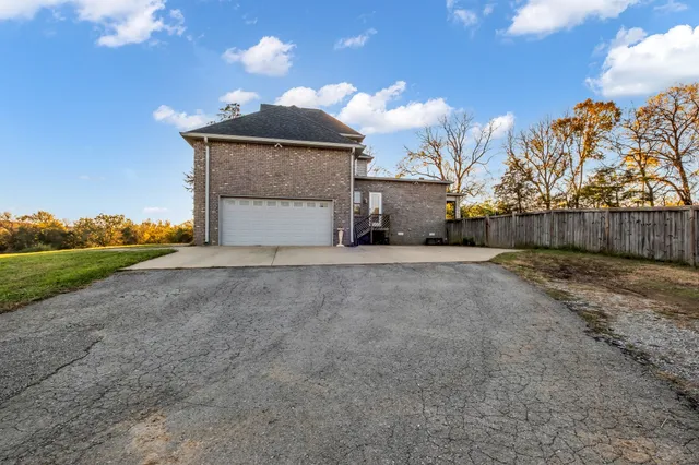 $1,499,000 | 635 Chicken Road, Lebanon, TN 37090