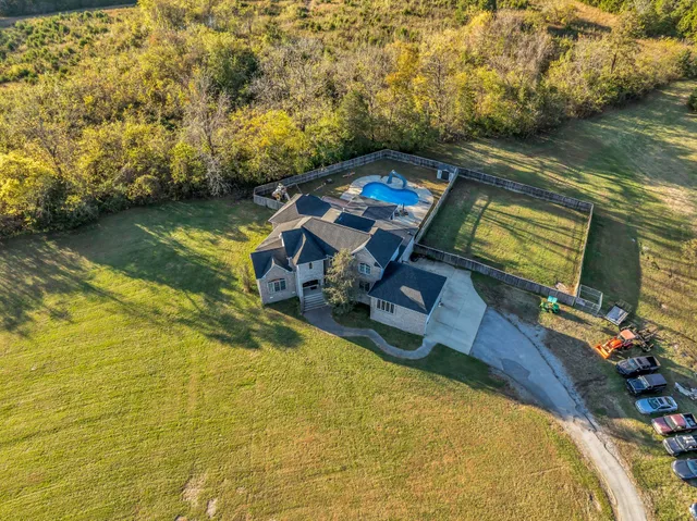 $1,499,000 | 635 Chicken Road, Lebanon, TN 37090