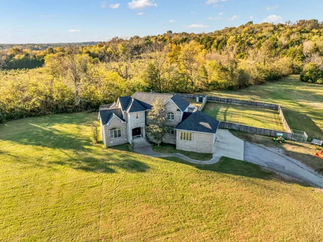 $1,499,000 | 635 Chicken Road, Lebanon, TN 37090