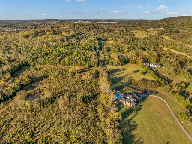 $1,499,000 | 635 Chicken Road, Lebanon, TN 37090