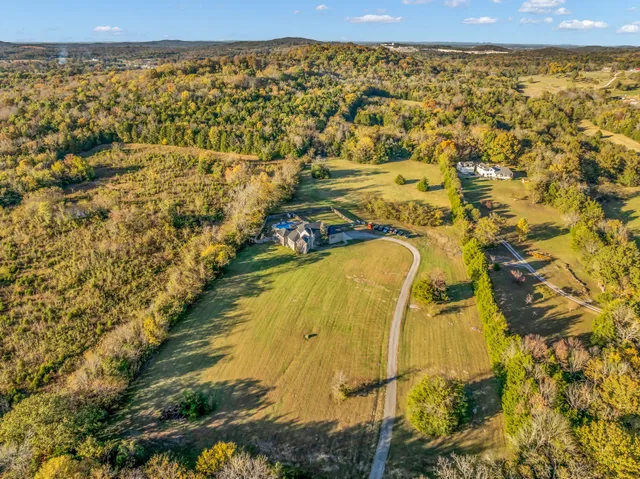 $1,499,000 | 635 Chicken Road, Lebanon, TN 37090