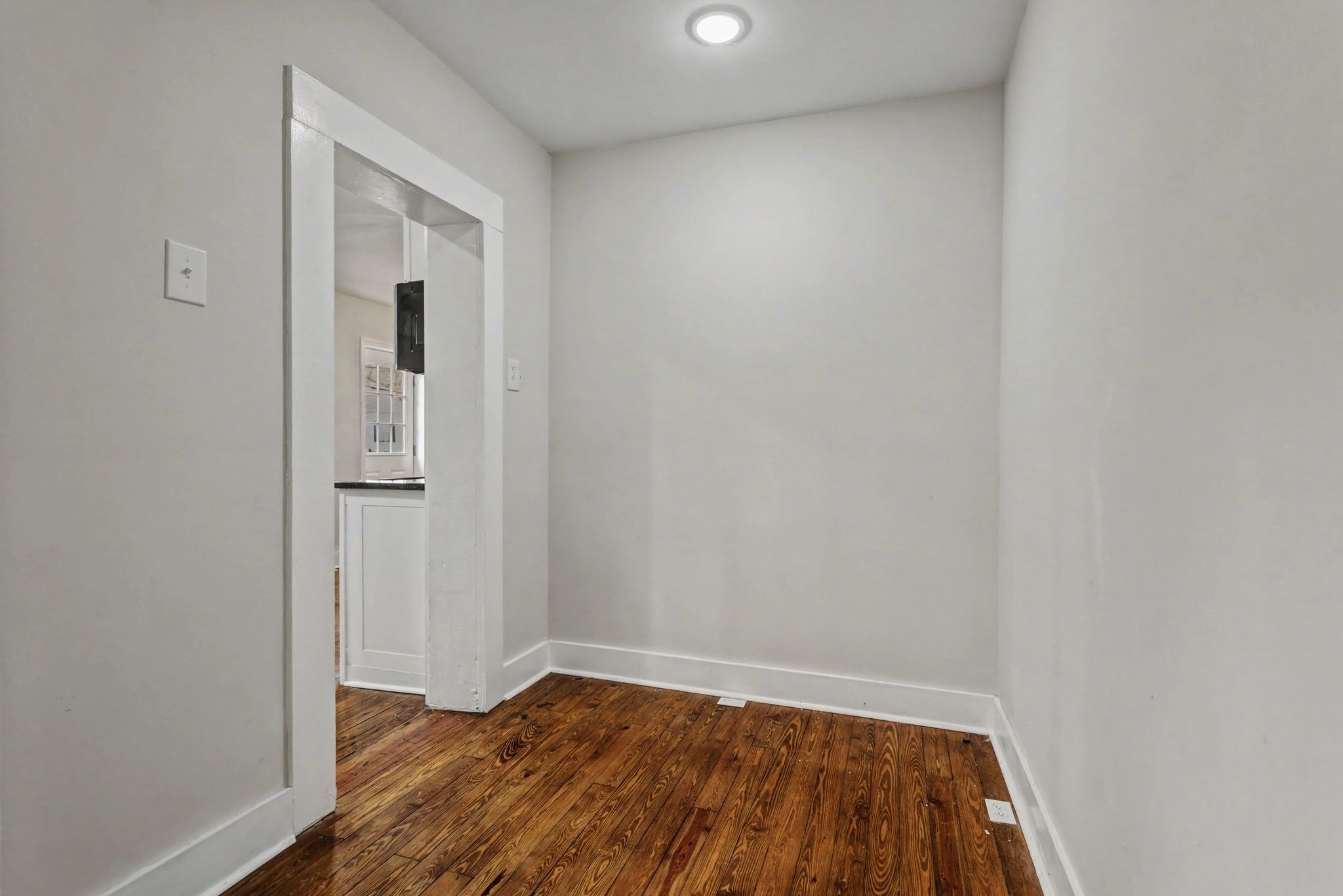 511 Florida Avenue Mount Pleasant, TN 38474 - Photo 24 of 28 a view of small space with wooden floor