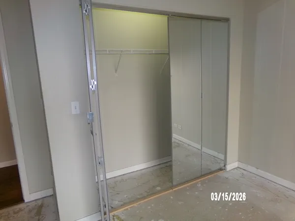 $189,900 | 9440 South 51st Avenue, Unit 502, Oak Lawn, IL 60453