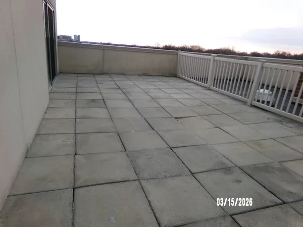 $189,900 | 9440 South 51st Avenue, Unit 502, Oak Lawn, IL 60453