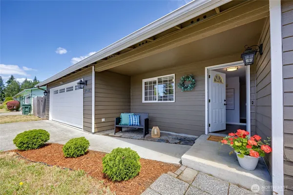 $569,000 | 19782 Mosjon Circle Northeast, Poulsbo, WA 98370
