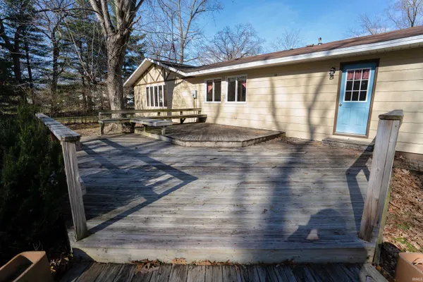 $264,800 | 5020 South Woodland Drive, North Judson, IN 46366