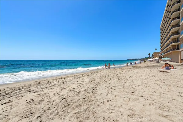 $4,150,000 | 1585 Catalina Street, Laguna Beach, CA 92651