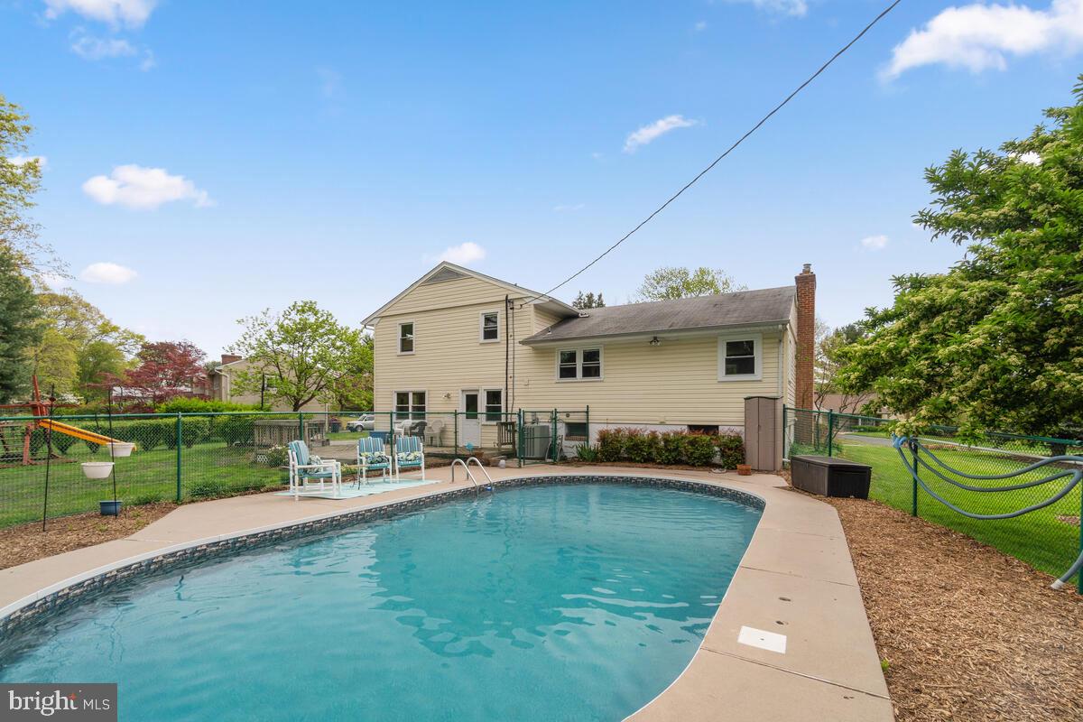6122 Loventree Road Columbia, MD 21044 - Photo 25 of 27 Pool