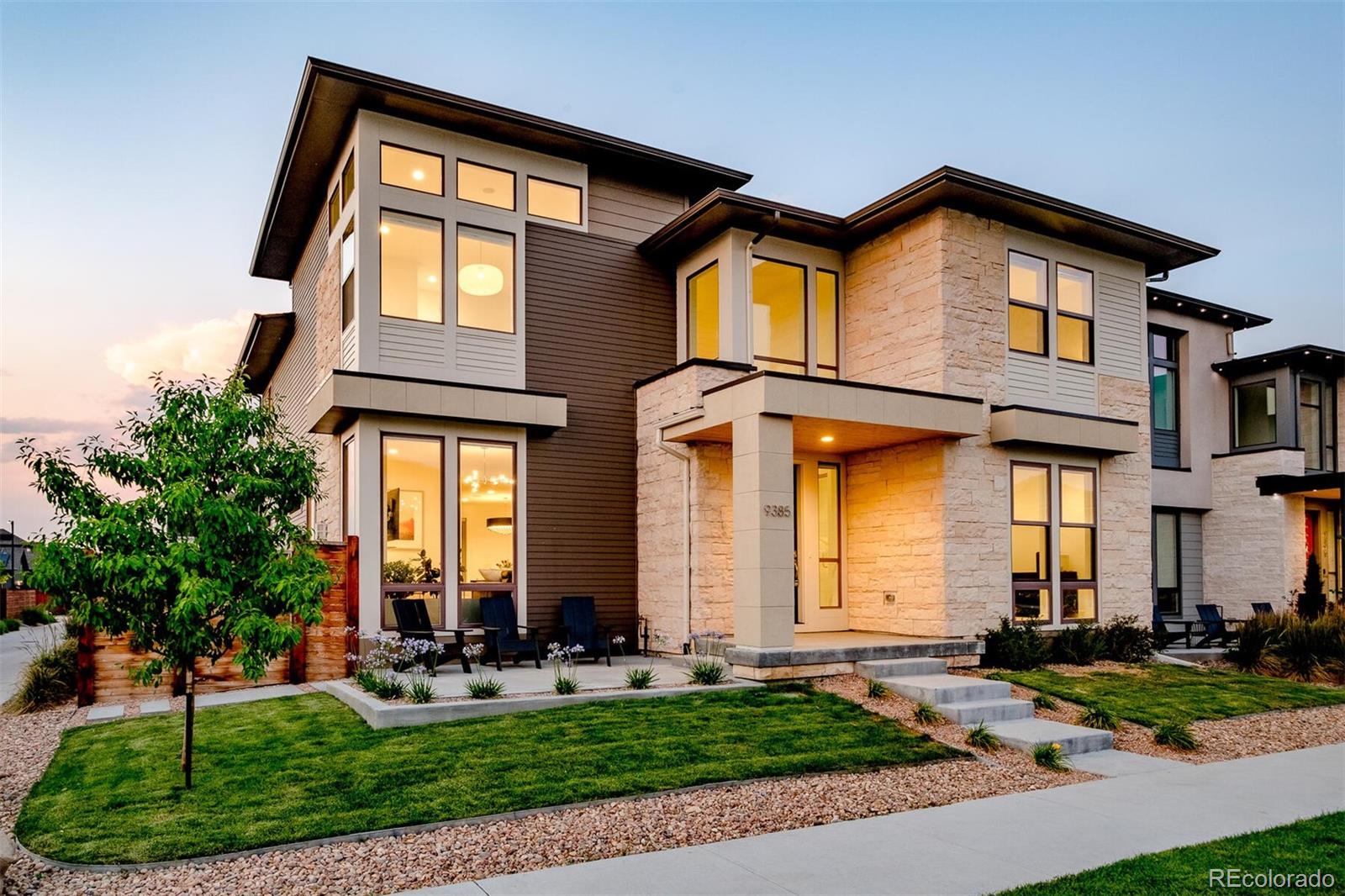 9385 58th Drive Denver, CO 80238 - Photo 2 of 40