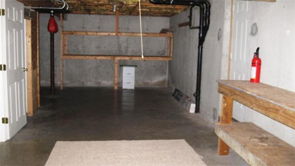 3 Waucantuck Road Worcester, MA 01606 - Photo 18 of 19 Gallery Image 18