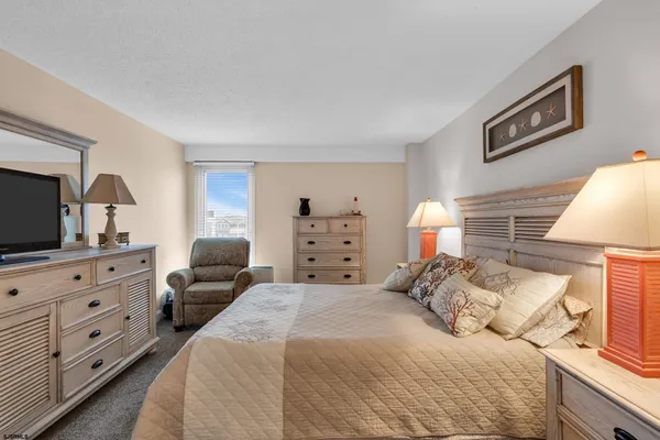 $1,425,000 | 322 Boardwalk, Unit 300, Ocean City, NJ 08226