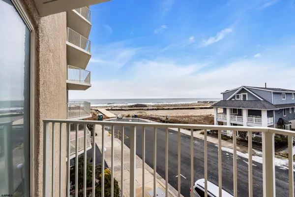 $1,425,000 | 322 Boardwalk, Unit 300, Ocean City, NJ 08226