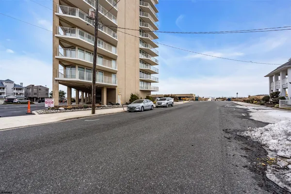 $1,425,000 | 322 Boardwalk, Unit 300, Ocean City, NJ 08226