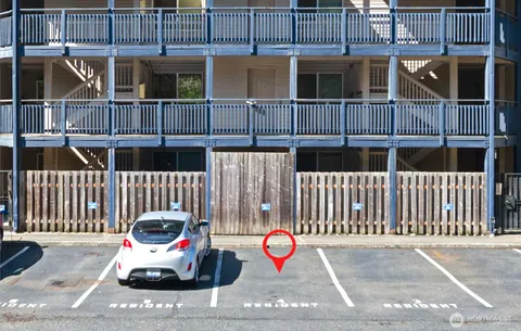 $520,000 | 12303 Southeast 60th Street, Unit 3A, Bellevue, WA 98006