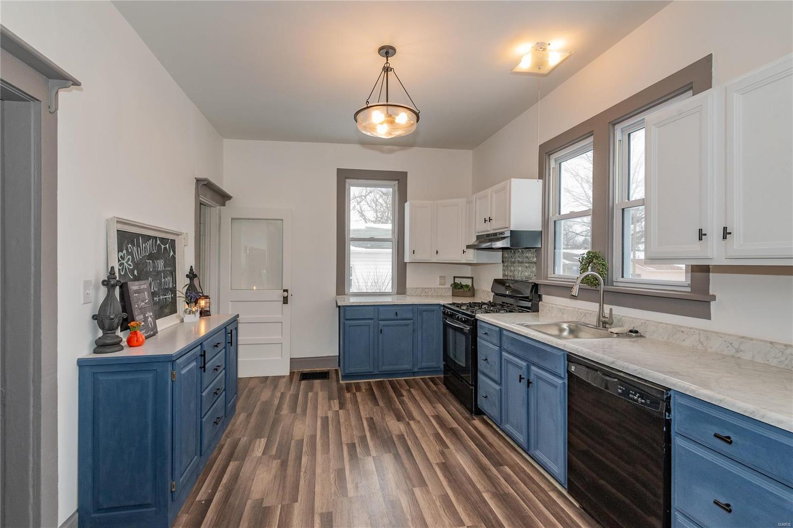 1001 West Main Street Alhambra, IL 62001 - Photo 2 of 17