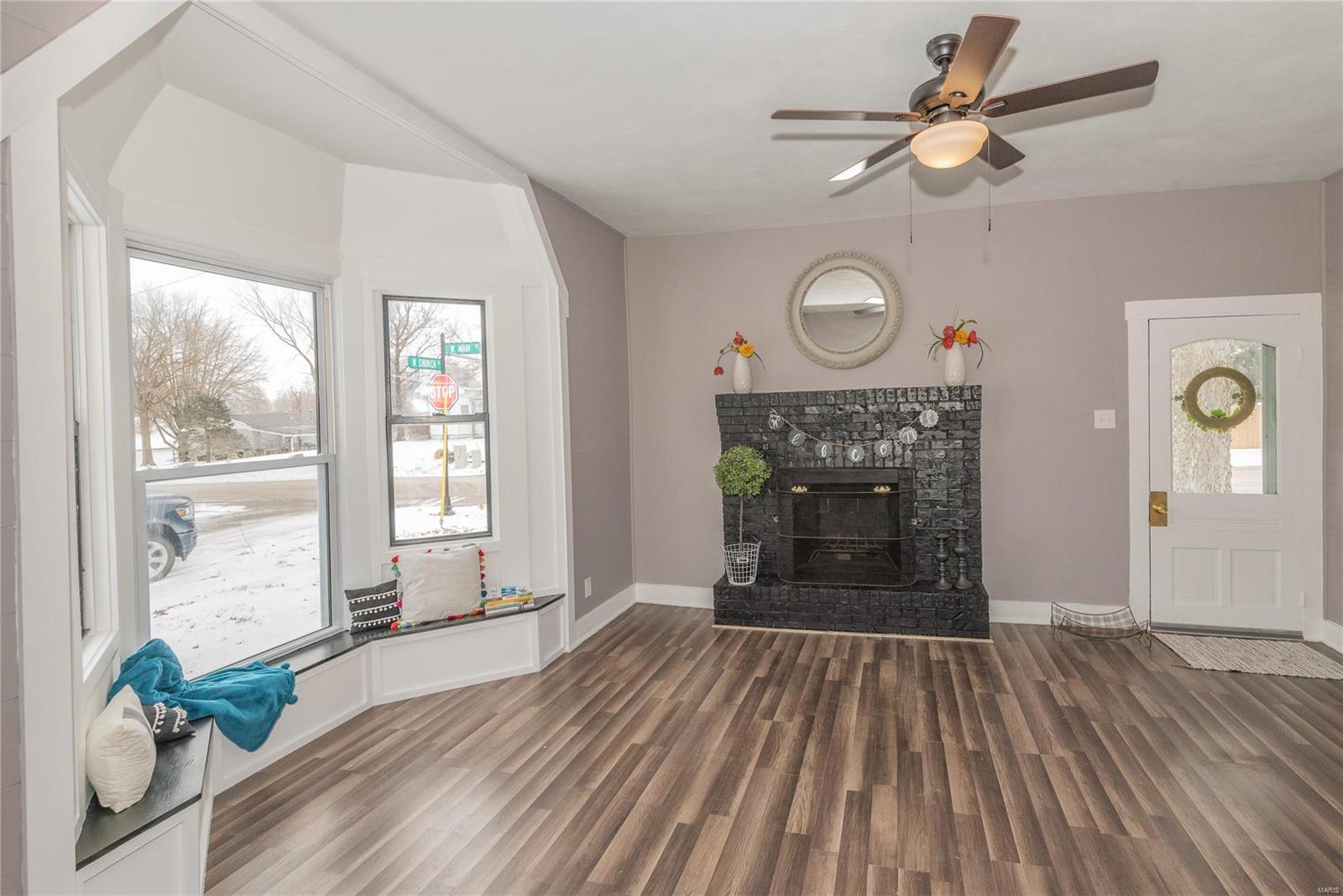 1001 West Main Street Alhambra, IL 62001 - Photo 6 of 17