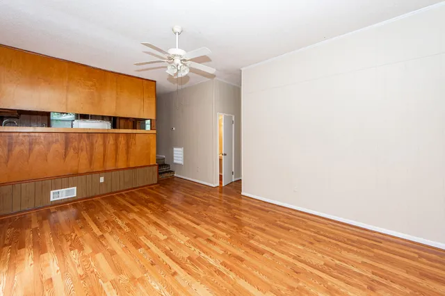 $2,800 | 717 Waterloo Street, Charleston, SC 29412