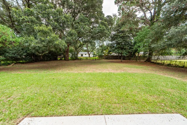 $2,800 | 717 Waterloo Street, Charleston, SC 29412