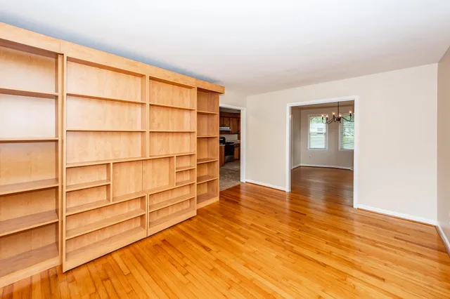 $2,800 | 717 Waterloo Street, Charleston, SC 29412