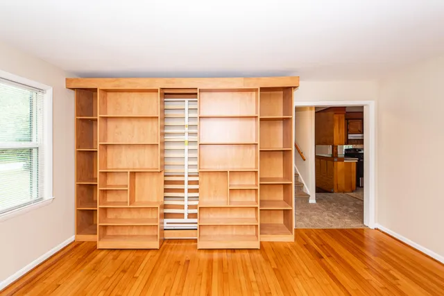 $2,800 | 717 Waterloo Street, Charleston, SC 29412